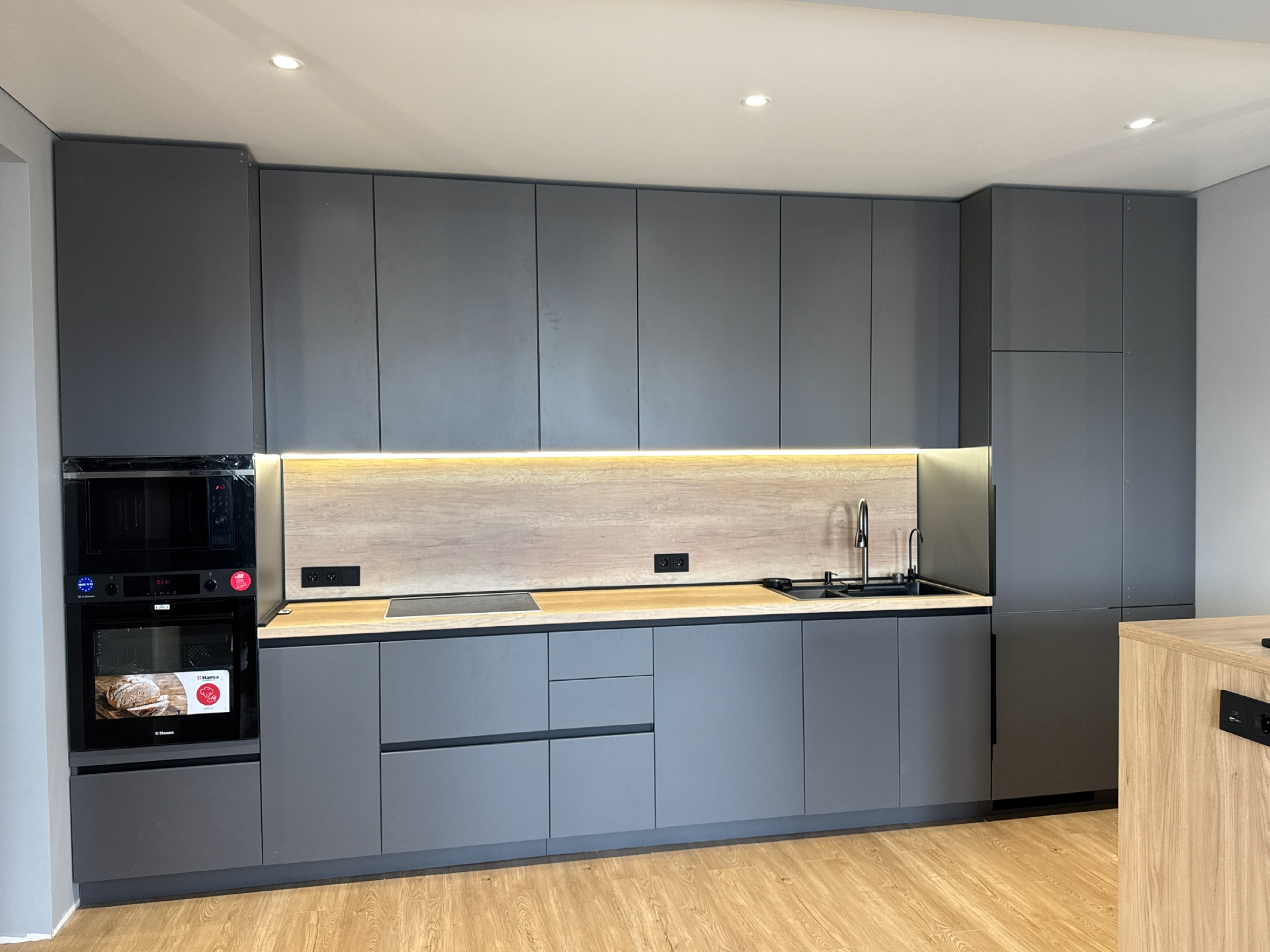 Graphite Loft